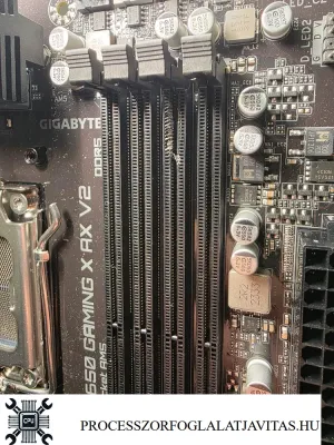 S&eacute;r&uuml;lt DDR5 RAM mem&oacute;ria foglalat Gigabyte Gaming X AX V2 alaplapon